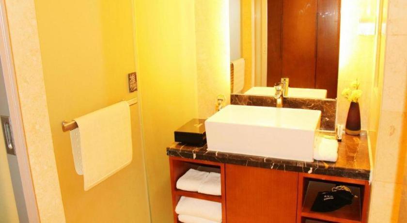 Shenyang Rayfont International Hotel Esterno foto