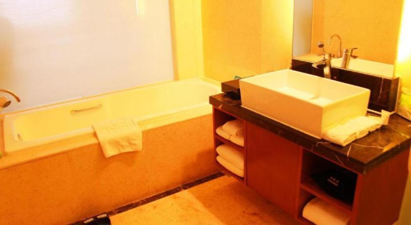 Shenyang Rayfont International Hotel Esterno foto