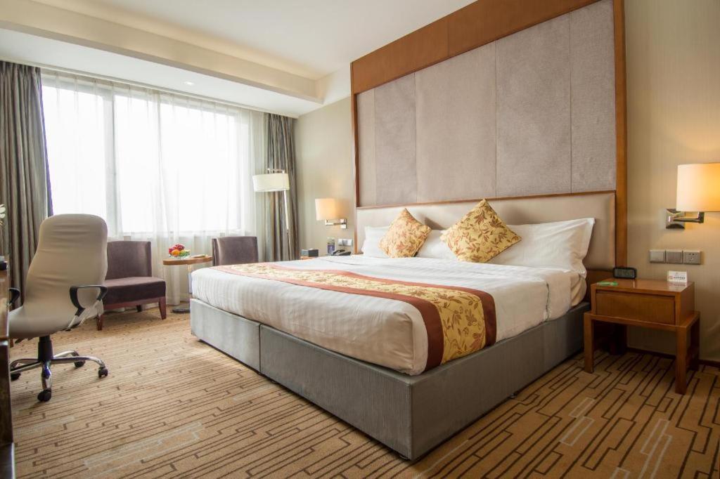 Shenyang Rayfont International Hotel Esterno foto