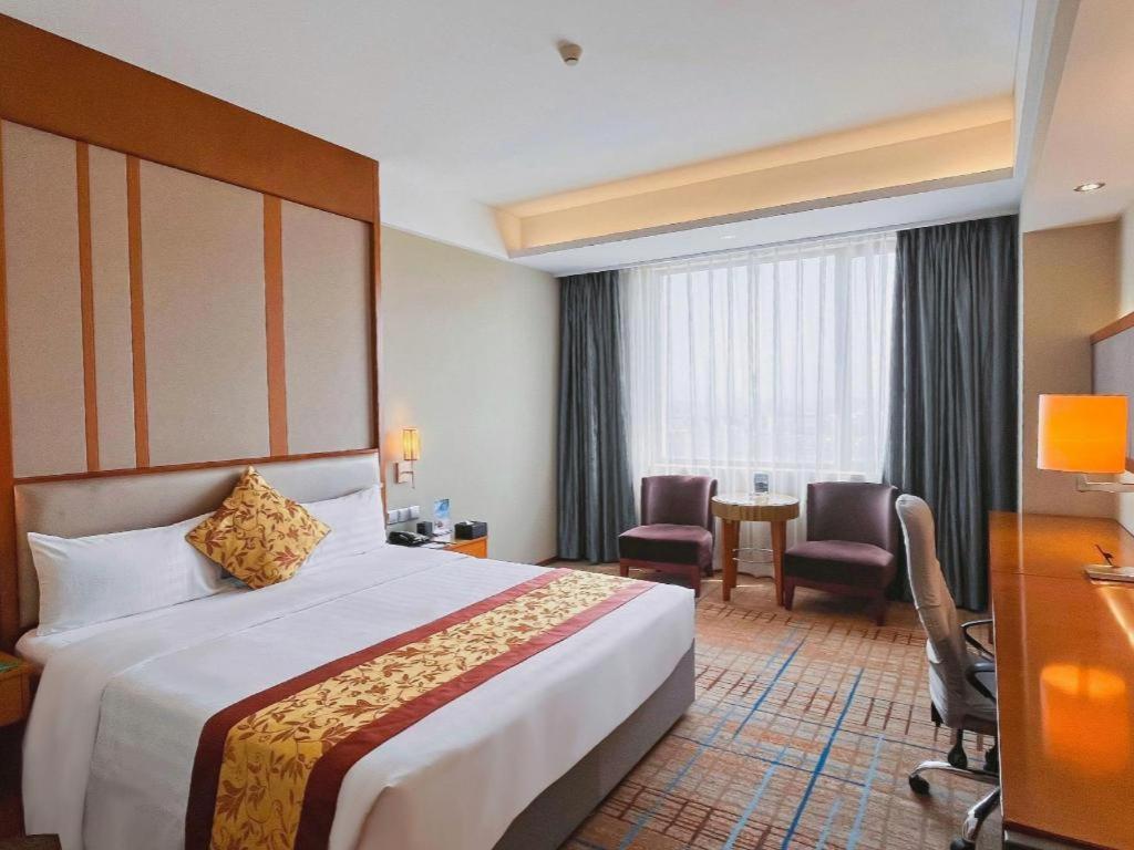 Shenyang Rayfont International Hotel Esterno foto