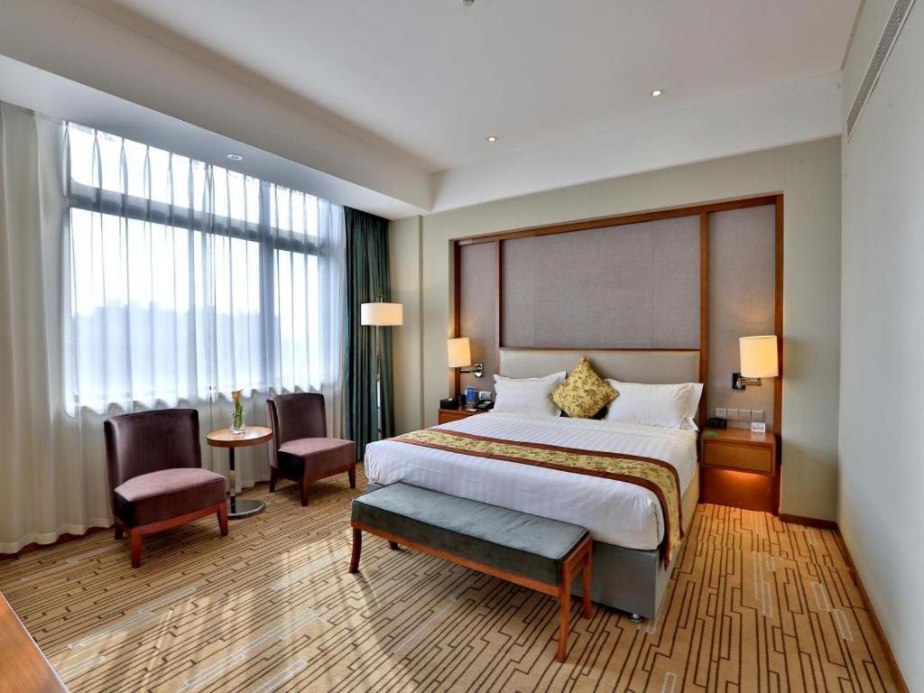 Shenyang Rayfont International Hotel Esterno foto