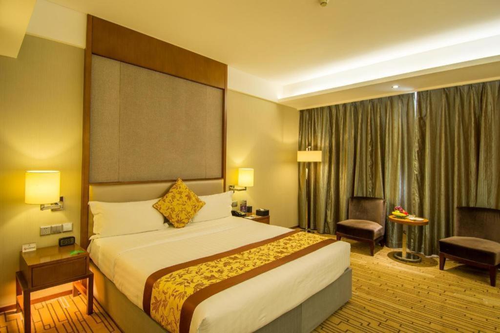 Shenyang Rayfont International Hotel Esterno foto