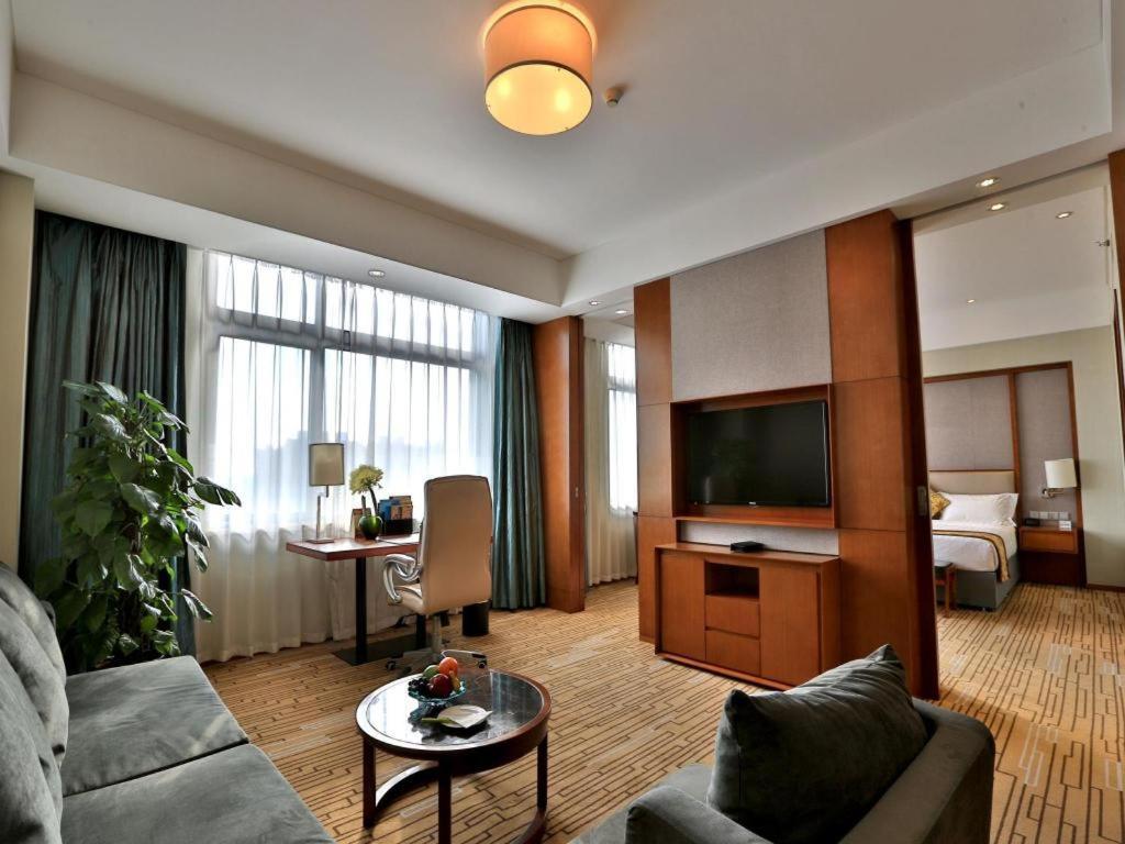 Shenyang Rayfont International Hotel Esterno foto